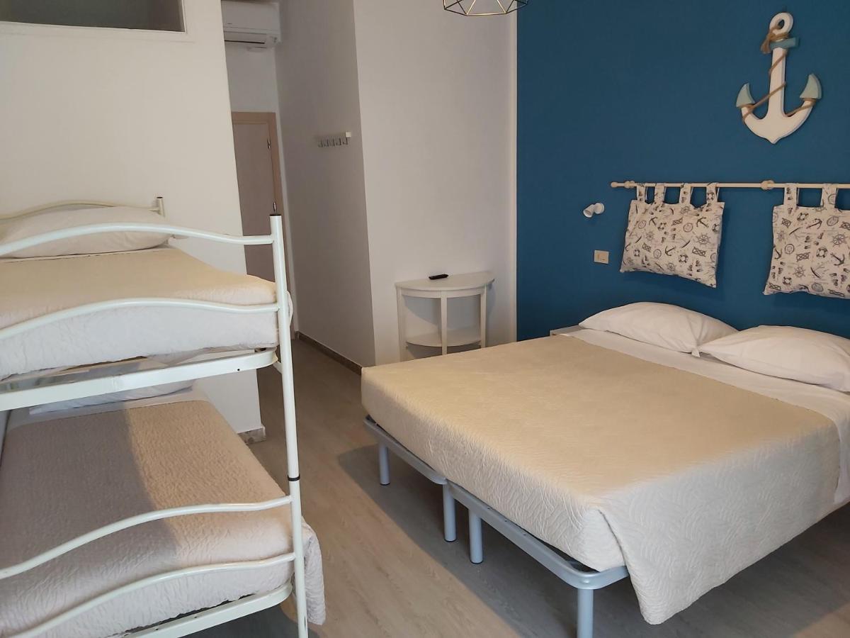 Hotel 21 Riccione Esterno foto