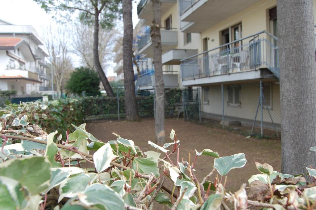 Hotel 21 Riccione Esterno foto