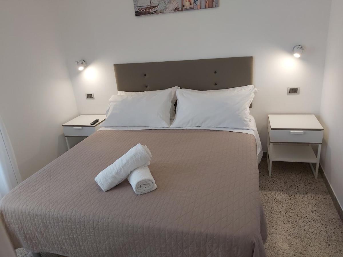 Hotel 21 Riccione Esterno foto
